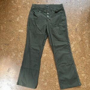 Toad&Co Women's Earthworks Kick Flare Pant Beetle Olive Green Button Fly Size 6